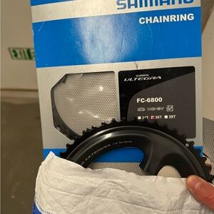Shimano Blue and Gray Chainring Box